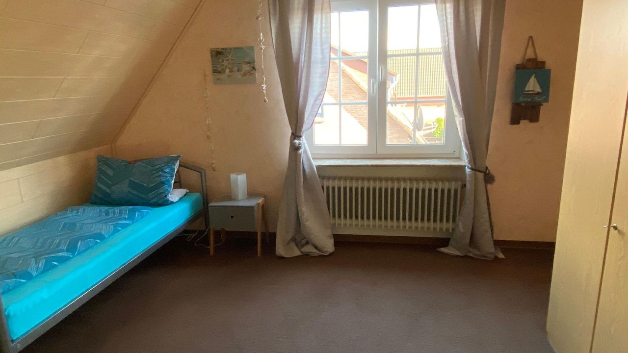 Schlafbereich. 3 Schlafzimmer mit zwei Einzelbetten und Schrank Schlafbereich. 3 Schlafzimmer mit zwei Einzelbetten und Schrank